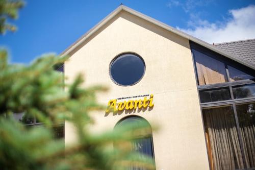 Avanti viesbutis-restoranas