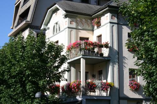 Eco Rooms&Breakfast Tirano