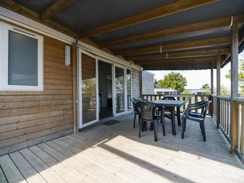 Camping Au Petit Port De L'Houmeau