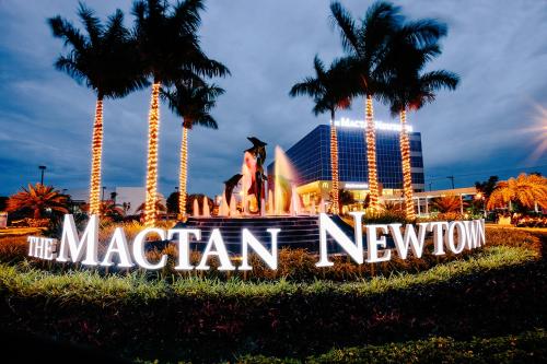 Mactan Newtown Boulevard Studio