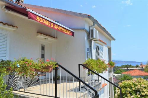 Rooms & Apartments Kvasic