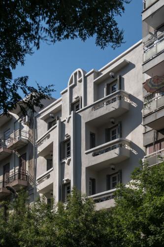 72 AD Thessaloniki