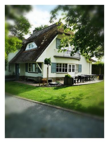 Bed & Bokes Aan De Maaskant Bvba