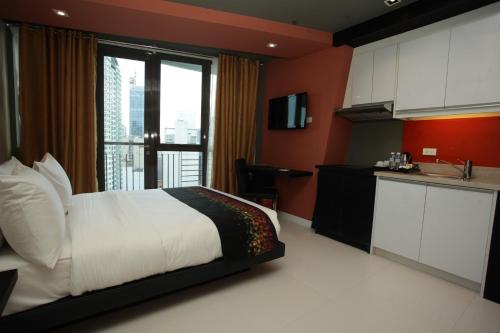 KL Serviced Residences