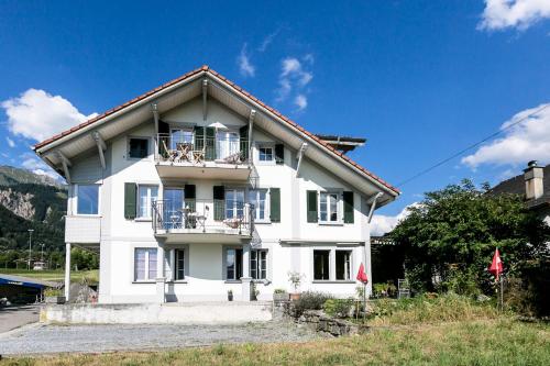 Spirit Apartments - Balkon mit Seesicht - Parkplatz