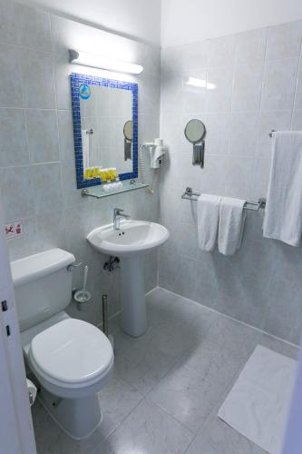 Fitos Inn Guest House