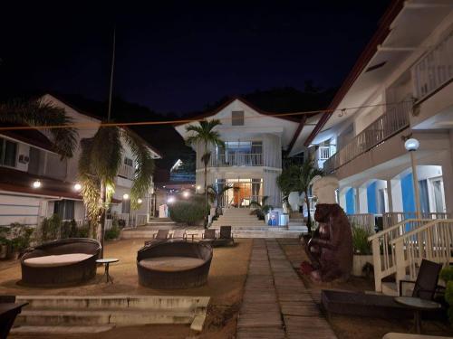 Stunning Republic Beach Resort