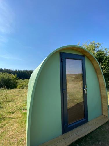 Lakeside Eco Pod
