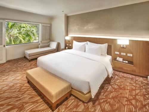 Quest Plus Conference Center Clark