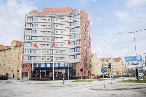 2Home Hotel Solna