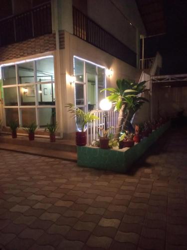 WJV Inn Marigondon