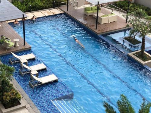 Jojies Crib Horizons101 two studio combined