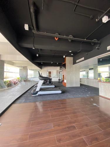 Aeon Towers Executive Suite 2BR 18th floor