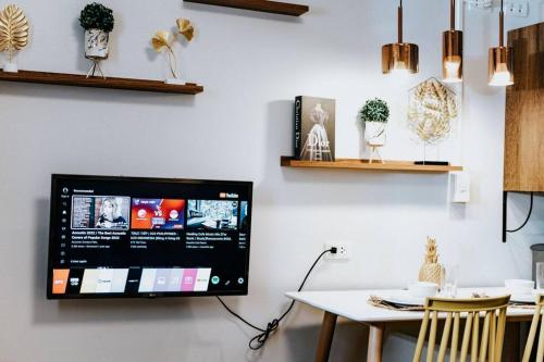 DC Condo Home @ Mesatierra Garden Residences