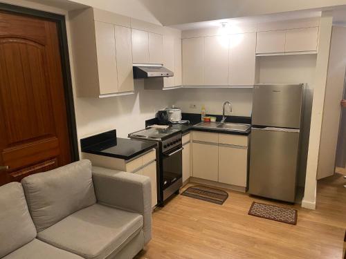 Abreeza chills place T2-2720