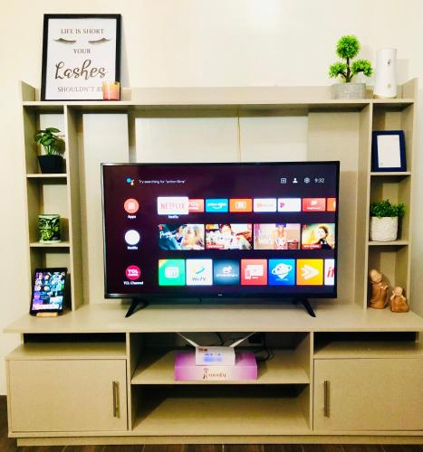 Air residence 1BR with balcony FREE NETFLIX and DISNEY PLUS