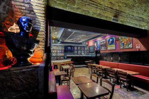 Alessandro Palace & Bar