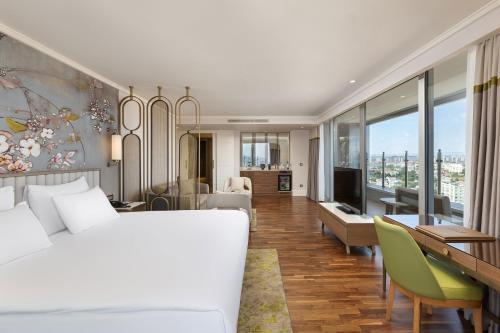 Titanic Port Bakirkoy