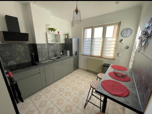 Très grand appartement à 10 min à pied du centre
