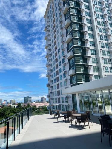 Abreeza chills place 1519