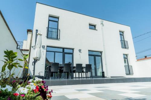 Catharsis House - self check in and self checkout