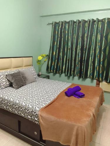 Pet Friendly Transient in Valley Golf near Emperor Events Place