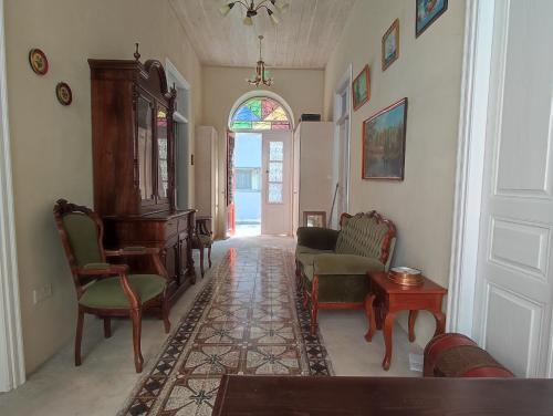 St. Lazaros Studios 2