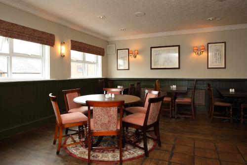 The Avenue Inn