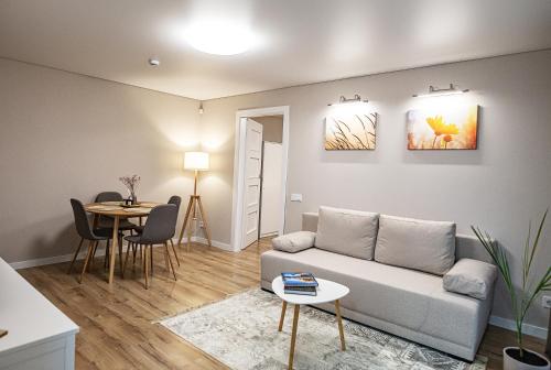 Šviesus ir jaukus butas Šiaulių centre puiki vieta poilsiui
