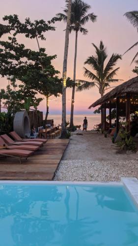 Happiness Beach Resort Siargao