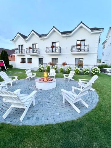 Krystal Boutique Mansion