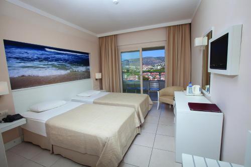 Batihan Beach Resort & Spa