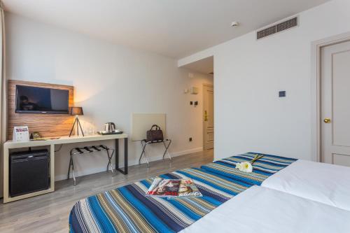 Urban Dream Granada Hotel