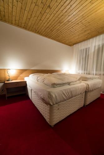 Villa 27