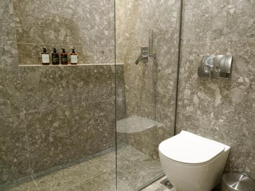 Kaiser Luxury Suites