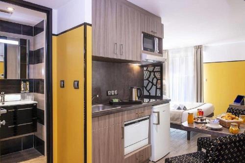 Unique Hotel & Residence