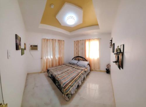 Caparas Transient House