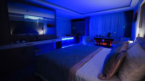 Aura Marina Hotel