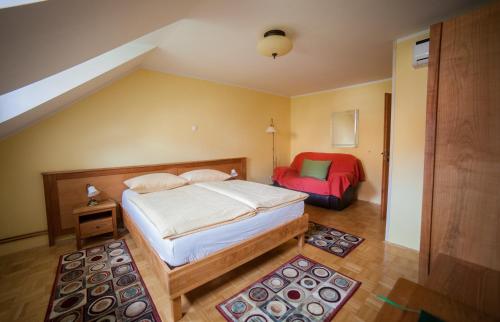 Rooms & Apartments Šilak