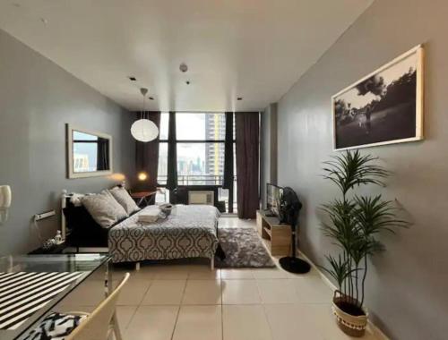 The Gramercy Residence Makati Suite Amazing view