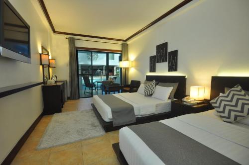 Boracay Ocean Club Resort & Spa