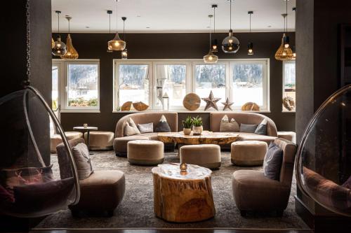 Elaya hotel steinplatte