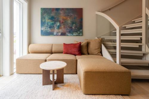 May's Apartments by May's