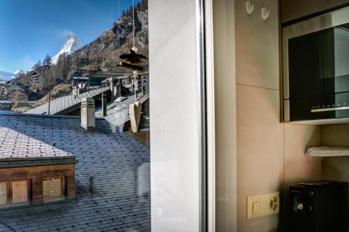 Alpine Lodge
