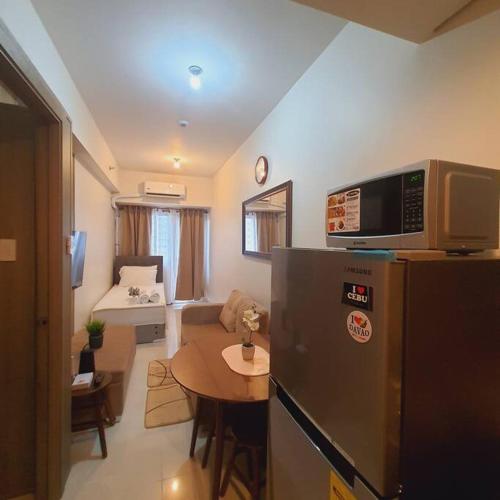 SMDC Coast Residences Lovely Fully-furnished 1 BR Condo with pool