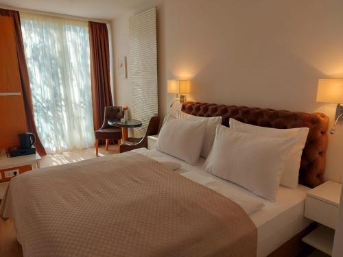 Gartenhotel Altmannsdorf Hotel 1