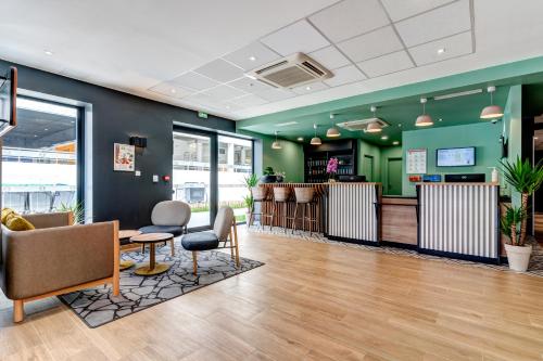 B&B HOTEL Paris Ivry Quai de Seine