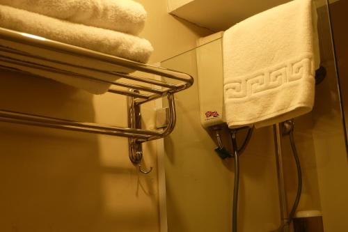 Spaces Hotel Makati People & Pets