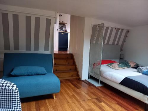 Appartement atypique indépendant sur péniche