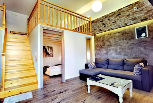 Vlycha Beach Studios & Apartments